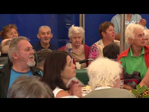 Családi ünnep a révfalui időseknél