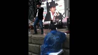 George Canyon in Cavendish PEI July 9th 2011!!