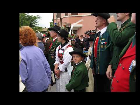 Großer österreichischer Zapfenstreich beim Alpenregionsfest in Folgaria 1.-3. Juni 2012