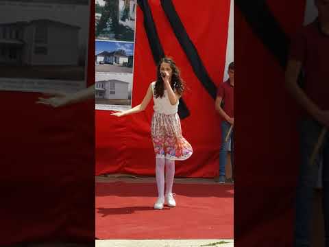 Poezi per xhaxhin e saj Loresa Muhadini