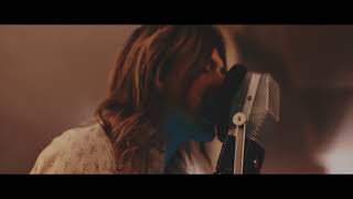 DeWolff - Deceit &amp; Woo (Official Studio Video)