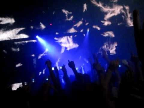 Armin Van Buuren @ Cocoricò 23-07-10 - "Jochen Miller - Humanoid"