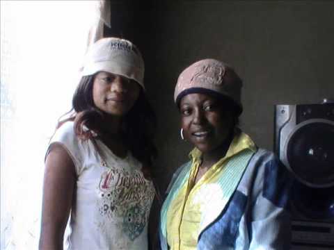 lady bee ft lady squanda im a rasta.wmv