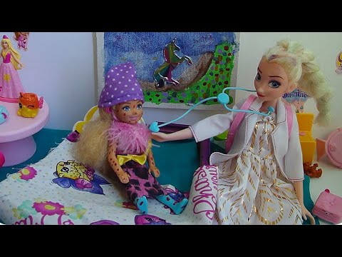 Chelsea is SICK! Barbie & Chelsea - CHICKENPOX - Elsa is the Doctor - Check Up
