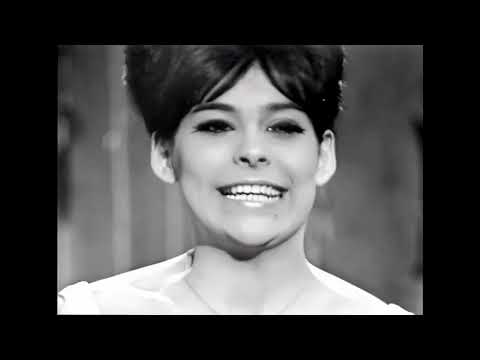 1966 Denmark: Ulla Pia - Stop, mens legen er go' (14th place at ESC in Luxembourg)