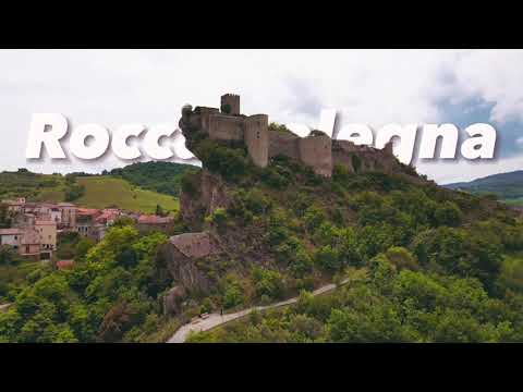 Aerial shots with DJI Mini 3 Pro - Roccascalegna's Medieval Castel (Abruzzo, Italy)