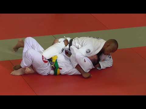 Carlos Santos vs Matthew Callaghan - IBJJF British National 2018 - Black Master 2 - Open