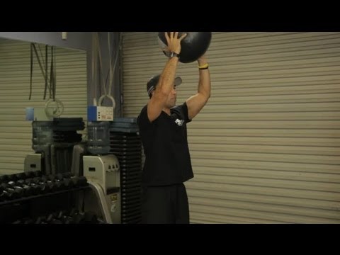 Overhead Squats for Shoulder Strength : Muscle Strengthening Exercises