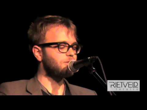 Charles Frail in het Rietveld theater Delft