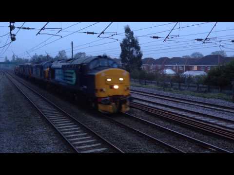 (HD) DRS 37688+37602+20304+20302 pass euxton on 6K73 3rd April 2014