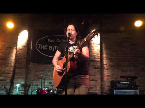 2015-12-06 - Marcy Lang @ The Bitter End - 03