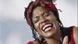 When love comes knocking at your door - Dee Dee Bridgewater.wmv