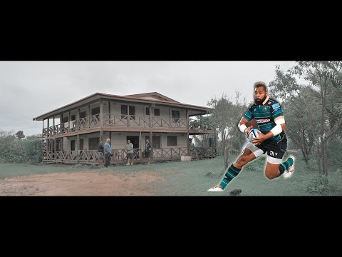 Taqele Naiyaravoro - Seru Tawake ft. Lokitai & Sailosi [Official Music Video]