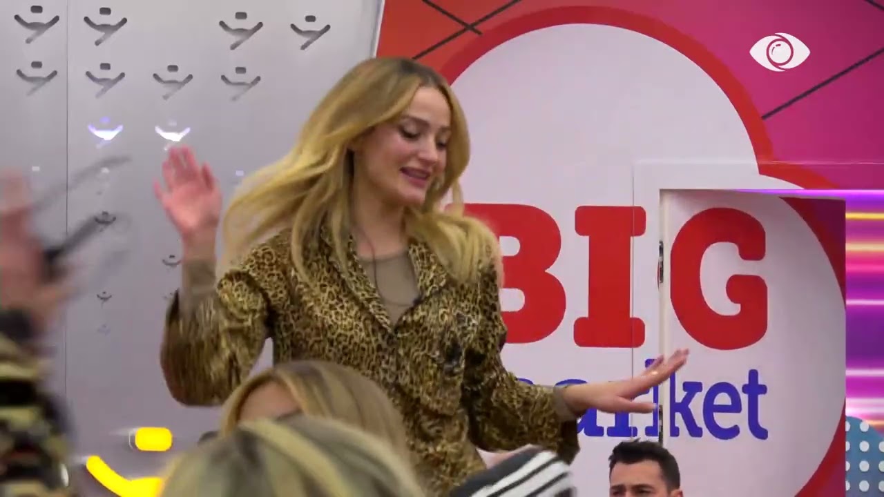 “Luaje belin…”/ Miri dhe Stenaldo në një duet së bashku