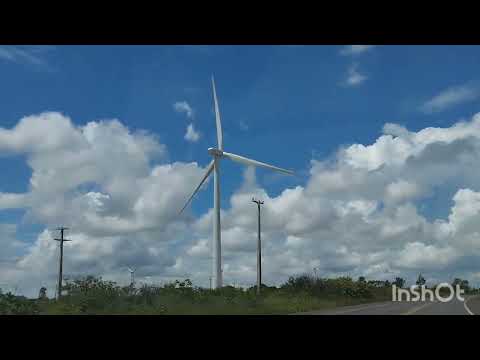 A SERRA DE MARCOLÂNDIA COM SUAS TORRES EÓLICAS NO PIAUÍ