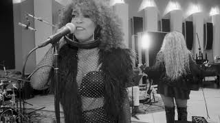 “The Tracks of My Tears” feat. Honey Cone and members of Earth, Wind &amp; Fire