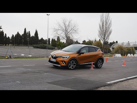 Renault Captur 2020 – Maniobra de esquiva (moose test) y eslalon | km77.com