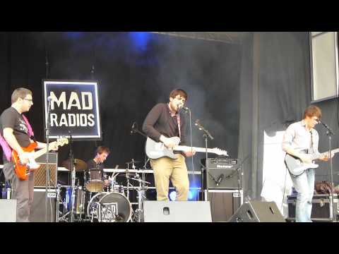 Mad Radios - Tell Her @ FDM Namur 22-06-2012.MTS