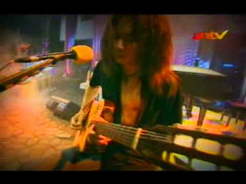  dan kasetnya di Toko Terdekat Maupun di  iTunes atau Amazon secara legal download gudang lagu mp3 terbaru 2019 Free Download Mp3 Boomerang Kisah