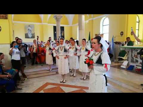 "Ajde Stameno", song from Kosovo at Parrocchia San Giovanni Battista, Castelforte (LT)