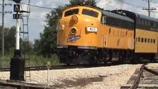 preview picture of video 'CNW Commuter train-7-15-07-IRM Union,Illinois'