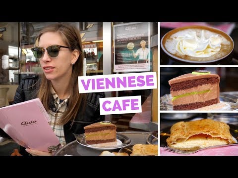 Café Vienense - Comer bolo austríaco e café no café da manhã em Viena, Áustria