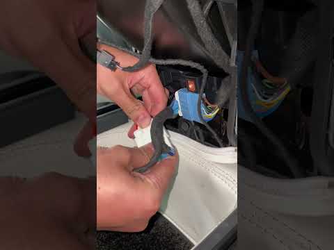 Installation process of rear entertainment screen for Tesla model 3/model y #teslaupgrade #asmr