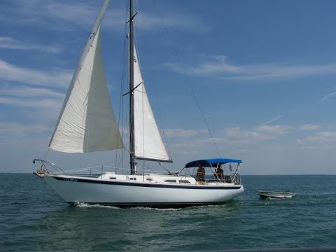 Sailing s/v Amigo... my Ericson 35... my favorite liveaboard boat