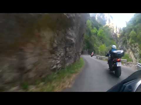 Transpirinenca 4dies-3nits Panticosa-Roncesvalles-Bossòst. 1800Km+33colls.