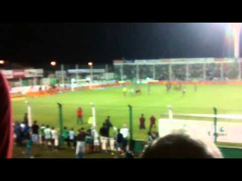 Gol de Nuñez - Sarmiento 1 Newells 2 (Desde la tribuna)