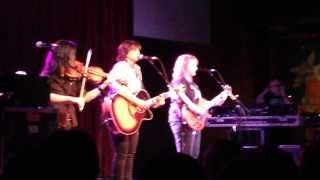 Indigo Girls "CaraMia"