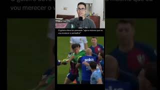 O GOLEIRO AGORA MESMO QUE EU VOU MERECER O CARTÃO VERMELHO. (REACT) #shorts #futebol #react