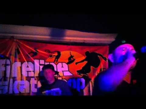 Pyskaty- Od zera live LOG IN TO CZIKONDA (Wrocław 13.07.2012)