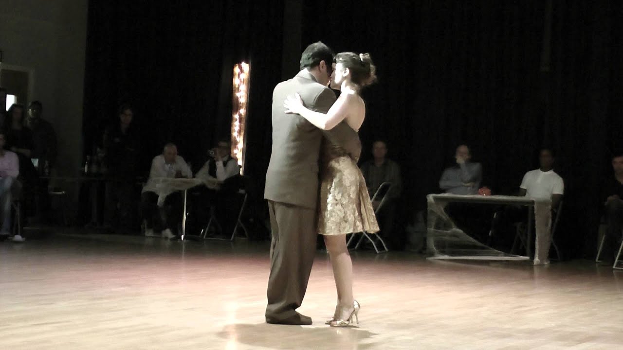 Mario De Camillis y Barbara Wainnright improvisando en Corrientes, Londres