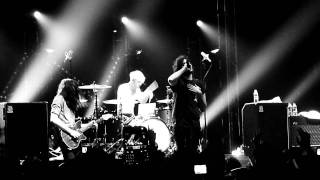 You me at six - Trophy eyes (Leeds 12.10.11)