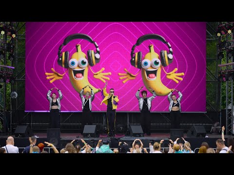 YouTube Thumbnail