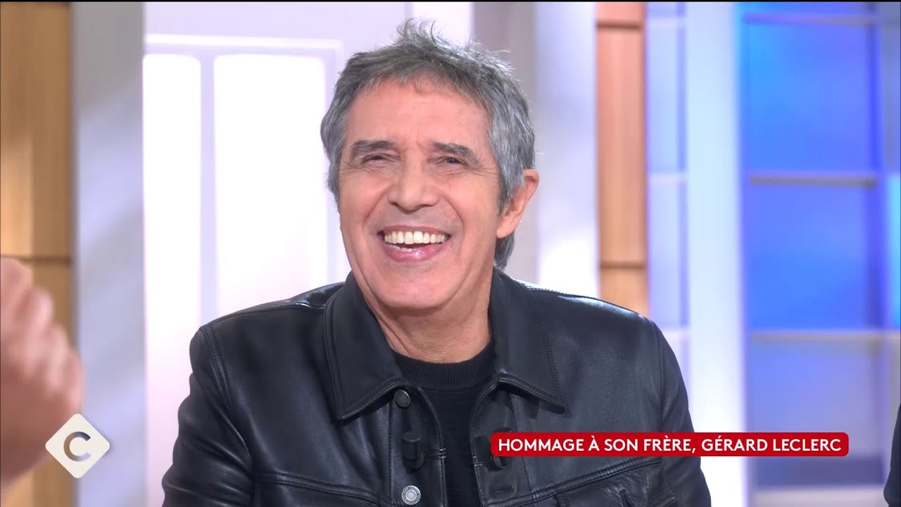 Julien Clerc laisse entrer la lumière - C à Vous l’intégrale - 06/12/2025