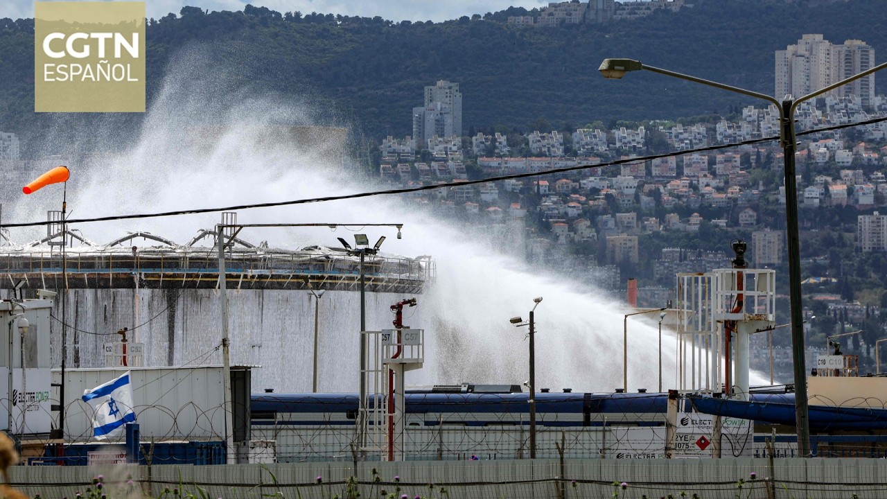 Un ataque con misiles impacta en la refinería de Haifa