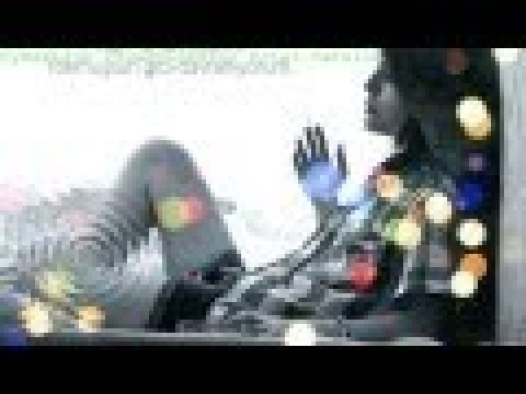 şimdi senden kalan bir avuç yalan yüreğim aşka talan