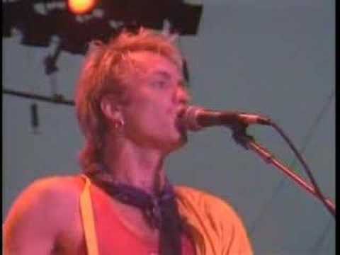 De Do Do Do, De Da Da Da - Gateshead