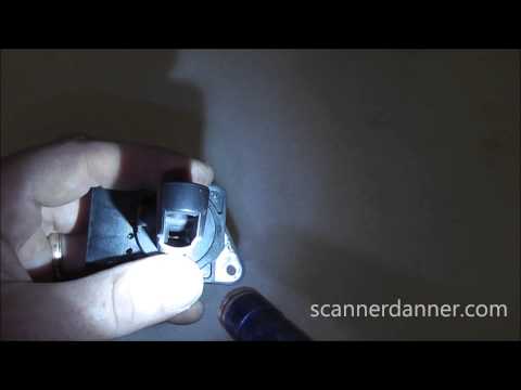 How to identify and clean a dirty MAF sensor (Subaru) Video