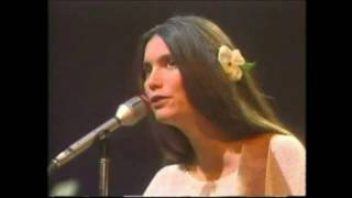 Emmylou Harris - C'est La Vie