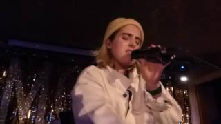 Shura - Intro/ Nothing's Real (HD) - Moth Club - 04.08.16