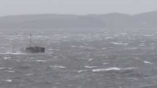 preview picture of video 'Wemyss Bay Pier Storm January 2014'