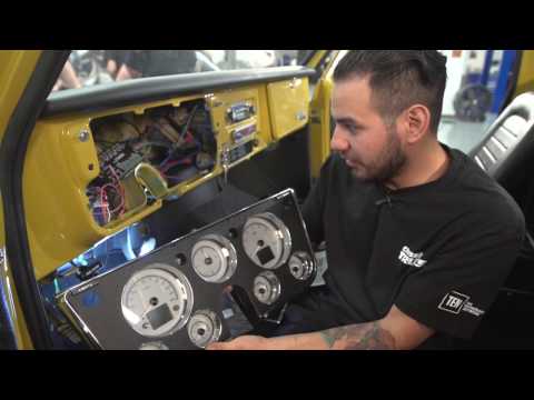 Week to Wicked C10 - Dakota Digital HDX Series Gauge Install