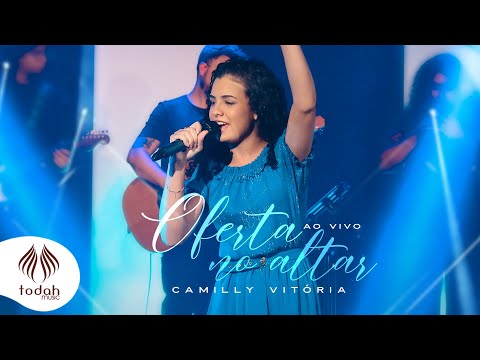 Camilly Vitória | Oferta no Altar [Clipe Oficial]