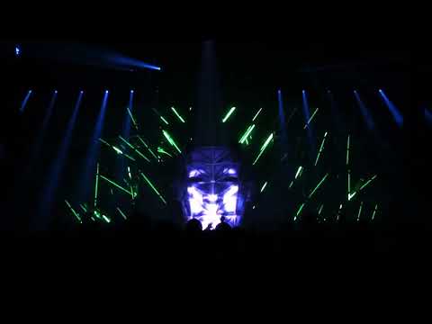 Avicii Le7els Tour 2012 - Punx vs  Kangaroo