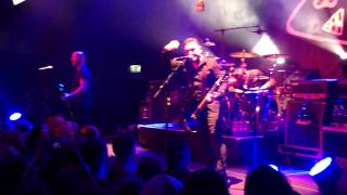 Therapy? - Idiot cousin live at Tivoli Utrecht 03-04-2015