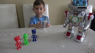 Pijamaskeliler ve Ayaz Yeni Arkadaşları Robotto Akıllı Robot ile Dans Ediyor Eğlenceli Çocuk Videosu