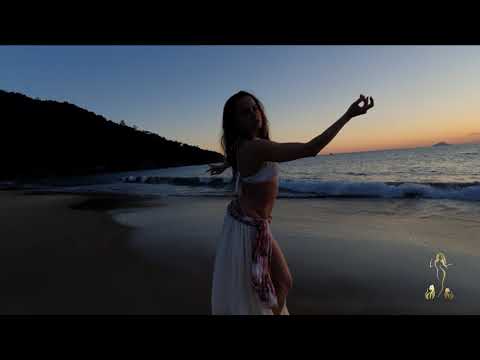 Geneviéve Féder_Society